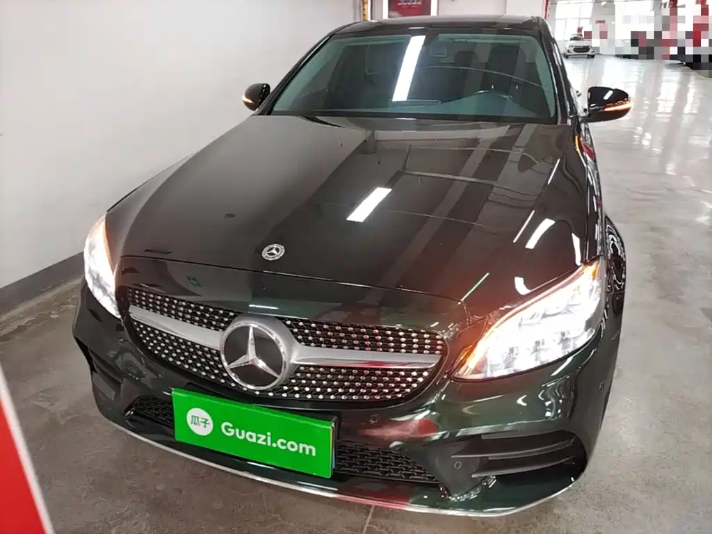 Mercedes-Benz C-Class 2021