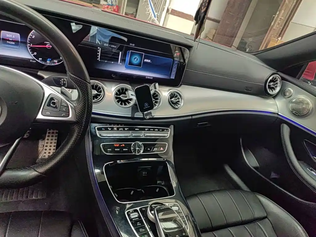 Mercedes-Benz E-Class 2018 — фото 13