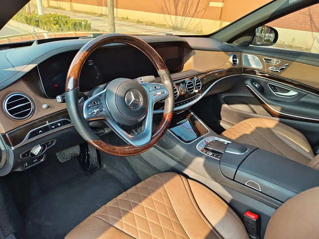 Mercedes-Benz Maybach S-Class 2019 — фото 26