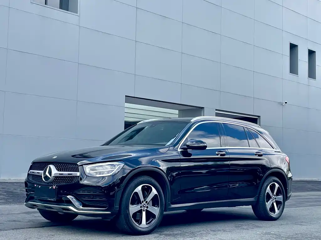 Mercedes-Benz GLC 2023