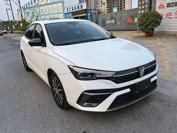 Roewe i5 2021