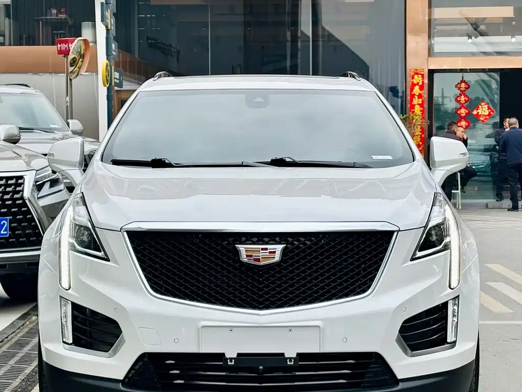 Cadillac XT5 2022 — фото 2