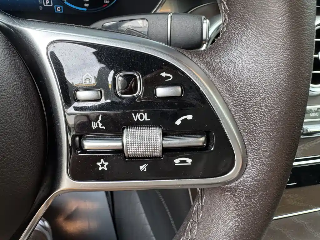 Mercedes-Benz GLC 2020 — фото 12