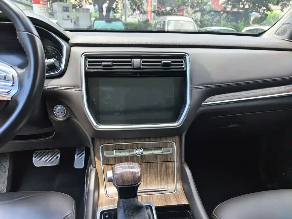 Roewe RX8 2019 — фото 15