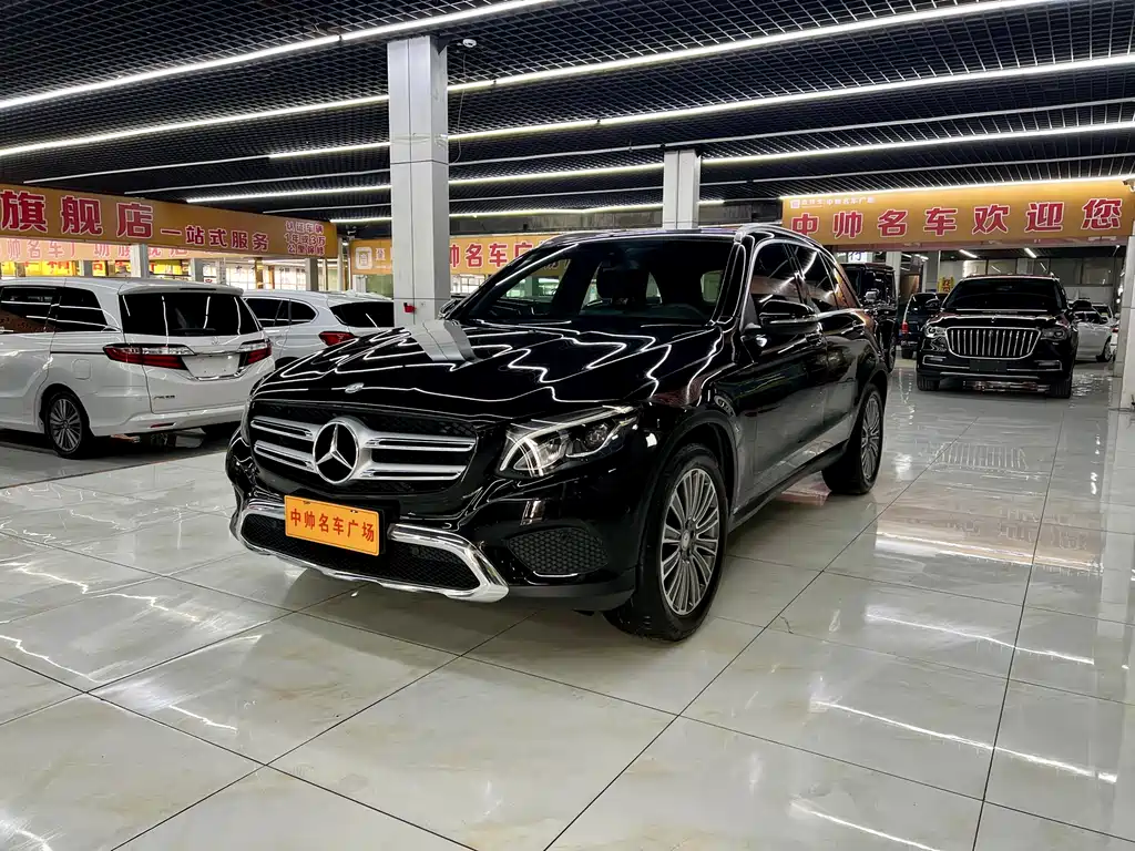 Mercedes-Benz GLC 2017 — фото 1