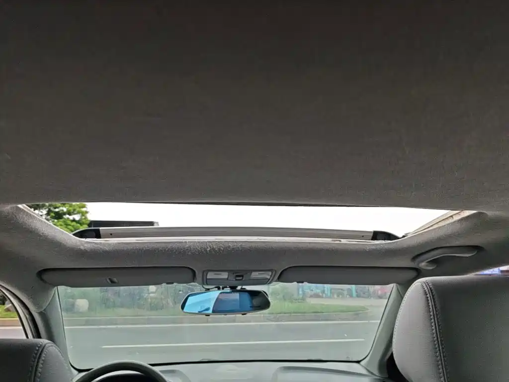 Hyundai Verna 2016 — фото 18