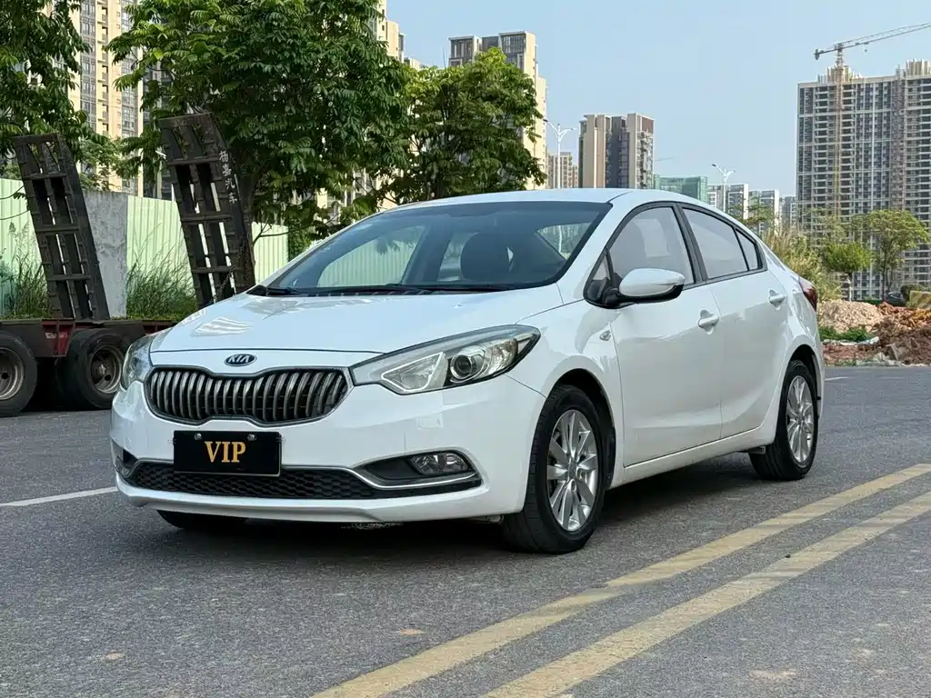 Kia K3 2016 — фото 1