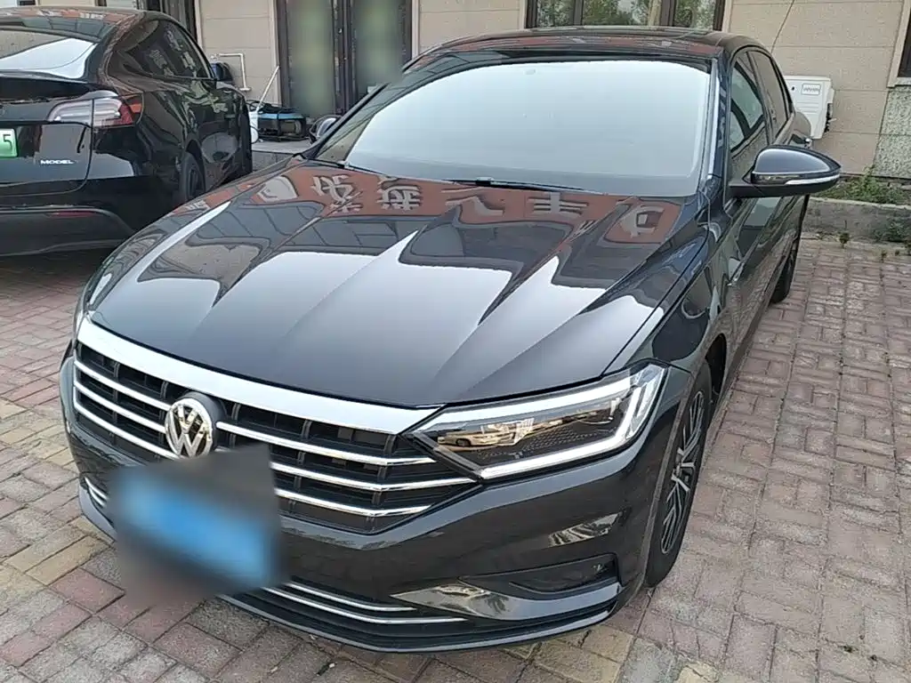 Volkswagen Sagitar 2020