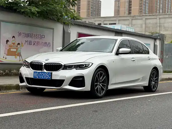 BMW 3 Series 2022