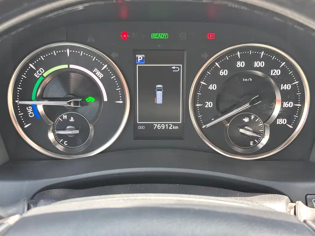 Toyota Vellfire 2021 — фото 18