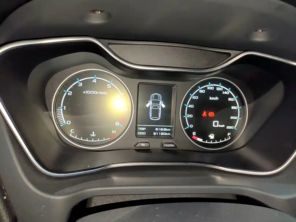 Geely Vision X6 2018 — фото 12