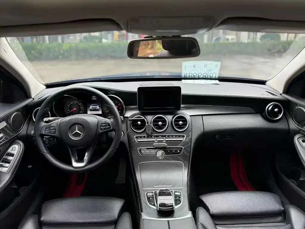 Mercedes-Benz C-Class 2018
