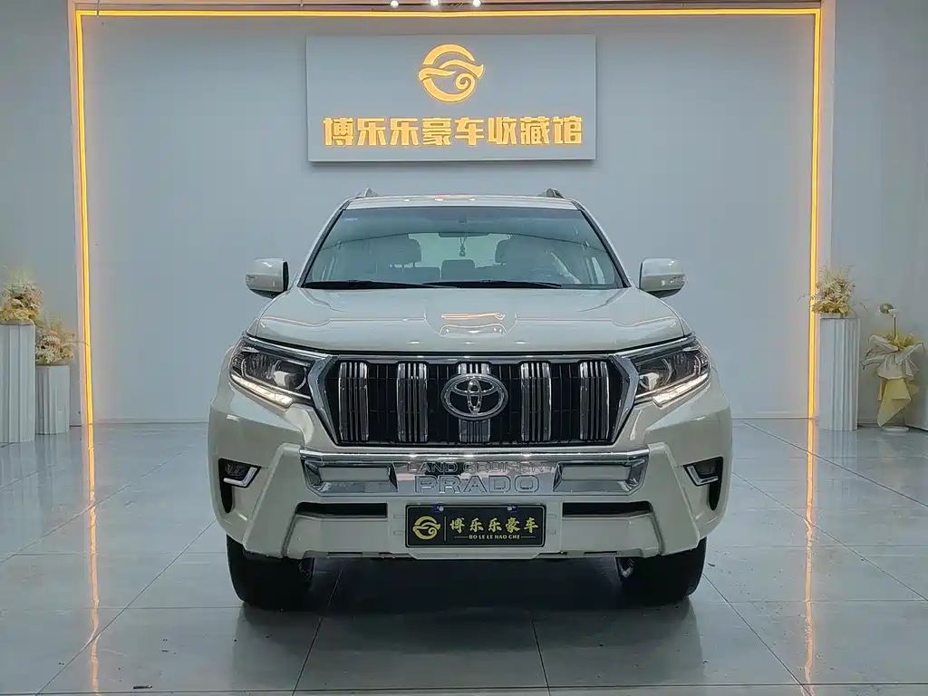 Toyota Prado 2020 — фото 1