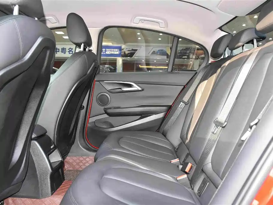 BMW 1 Series 2020
