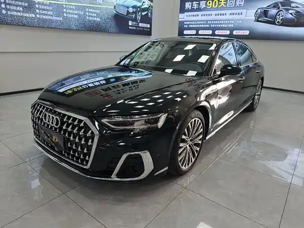 Audi A8 2025