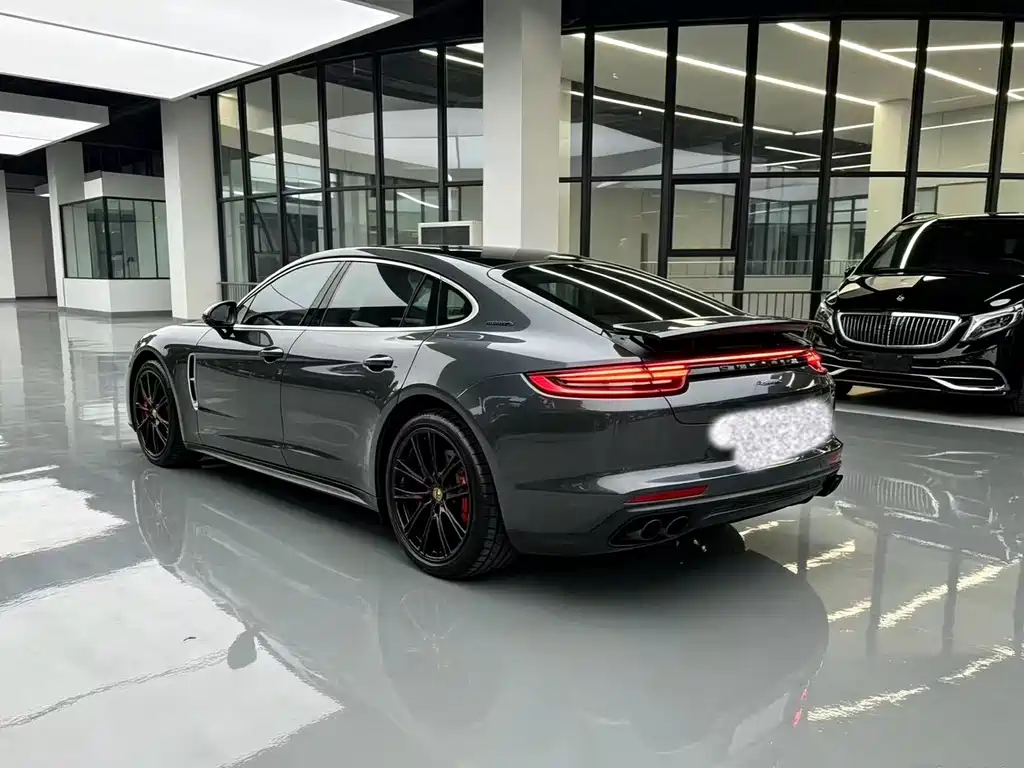 Porsche Panamera 2019 — фото 8
