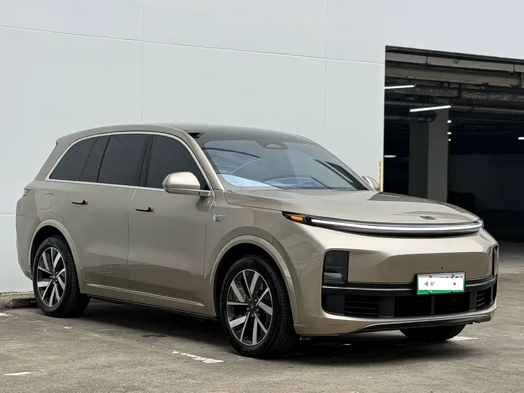 Li Auto Li L8 2023