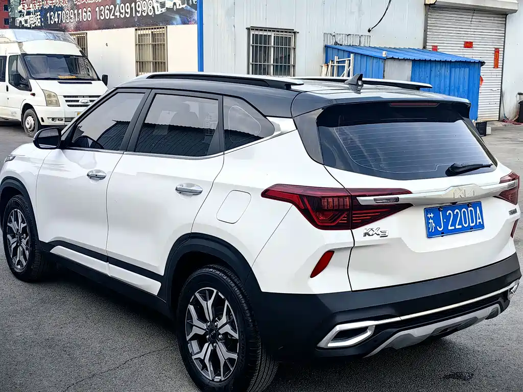 Kia KX3 2021 — фото 6