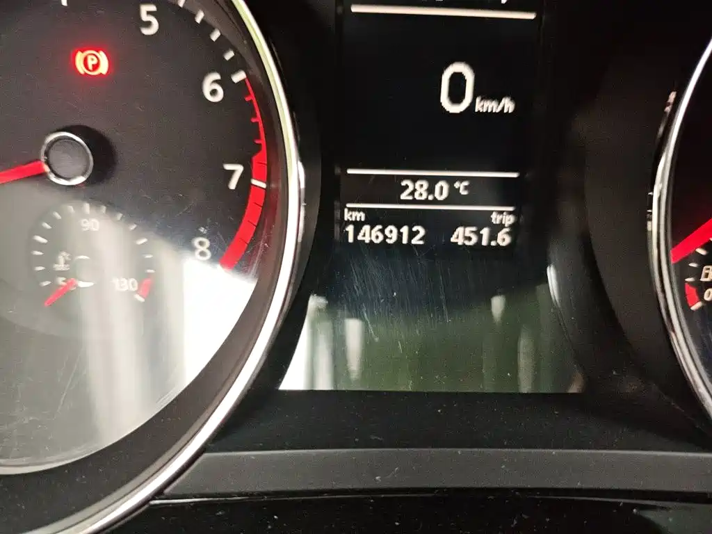 Volkswagen Sagitar 2016