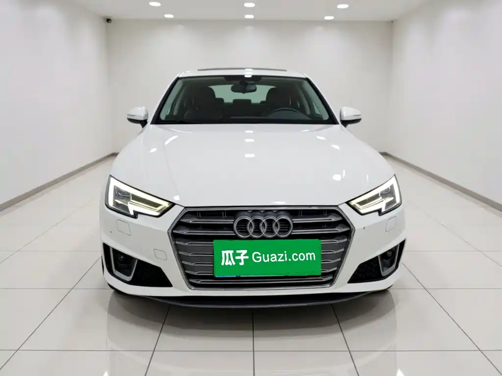 Audi A4L 2019