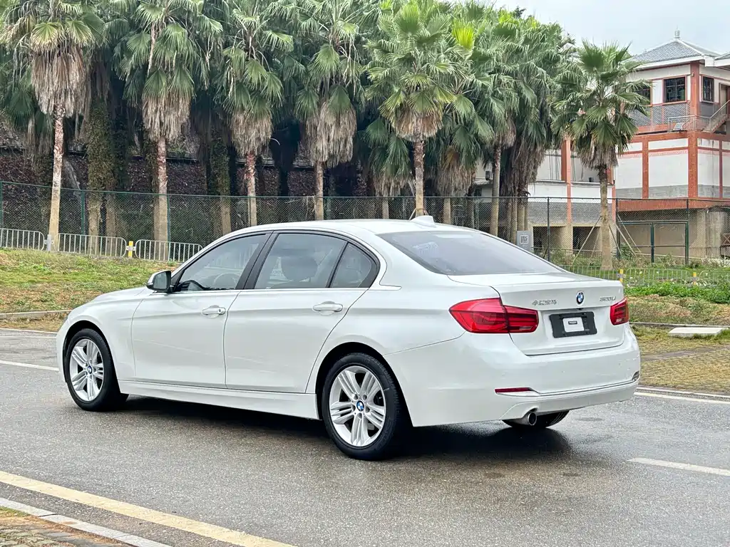 BMW 3 Series 2015