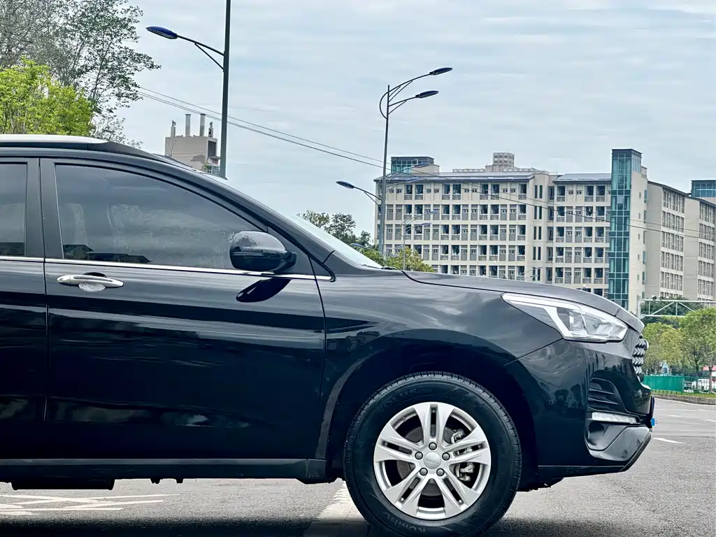 Haval M6 2020 — фото 9