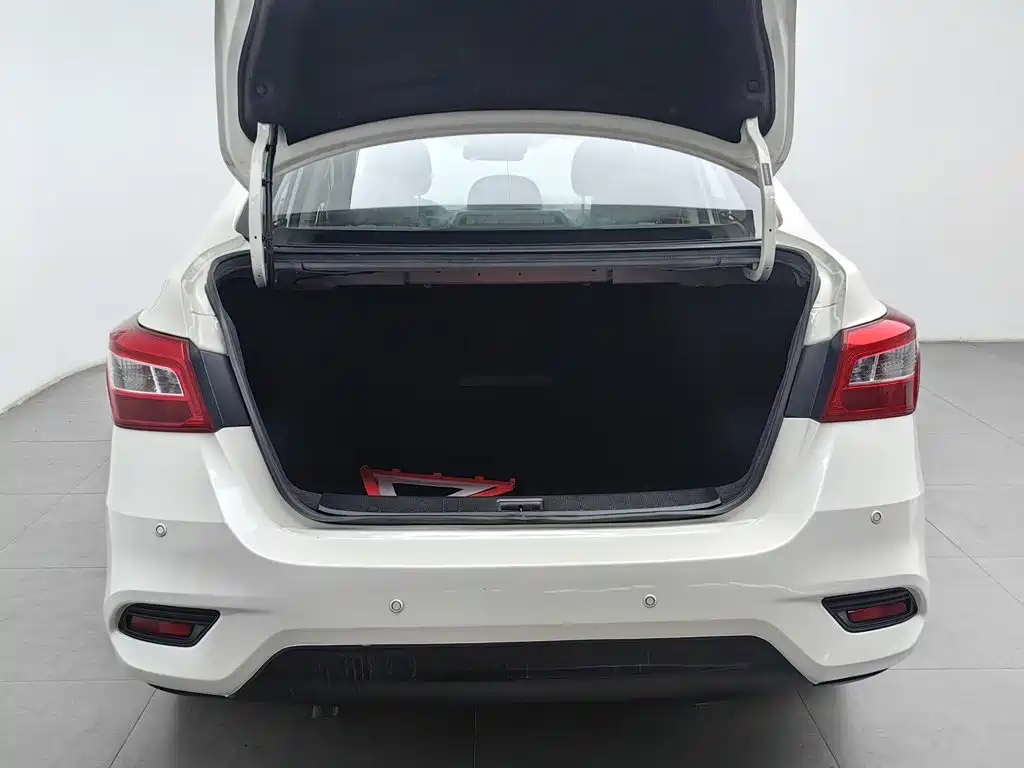Nissan Sylphy 2022 — фото 16