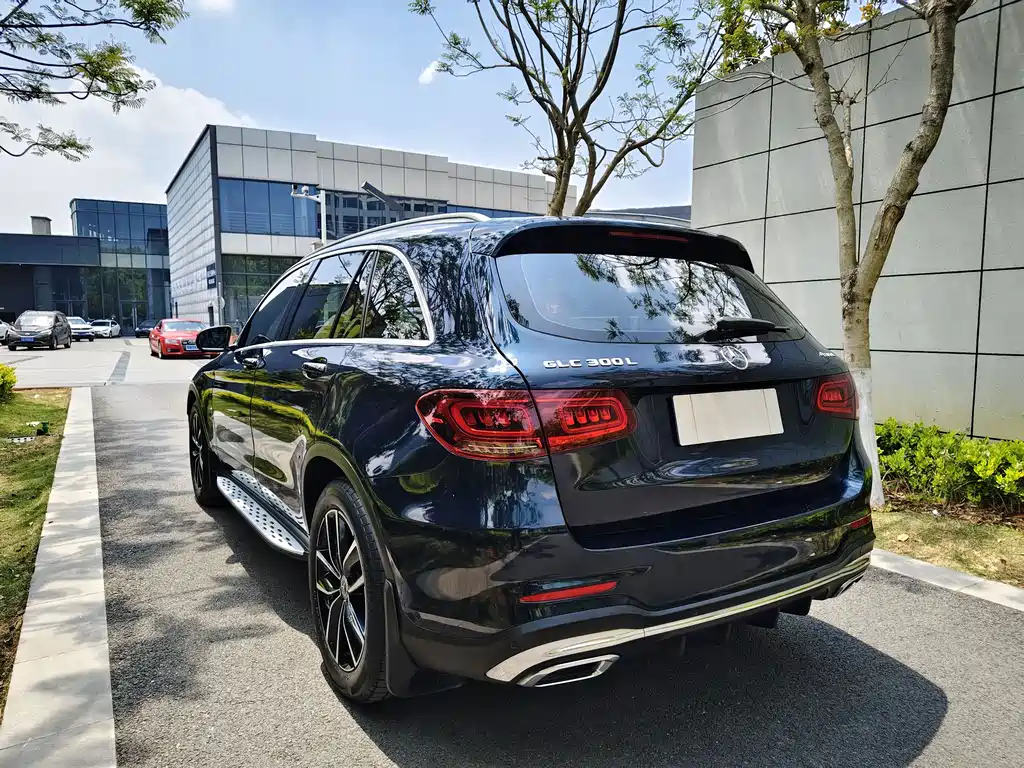 Mercedes-Benz GLC 2020 — фото 11