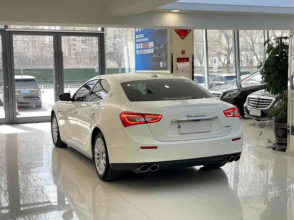 Maserati Ghibli 2017