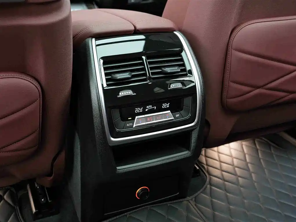 BMW X5 2025 — фото 16