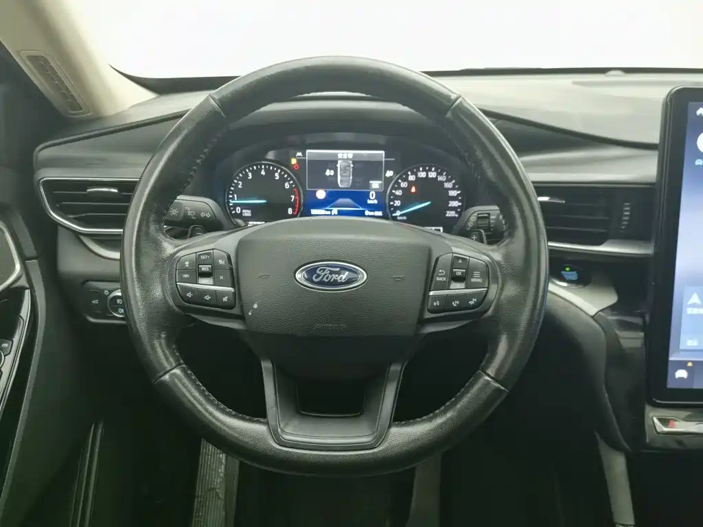Ford Explorer 2020 — фото 11