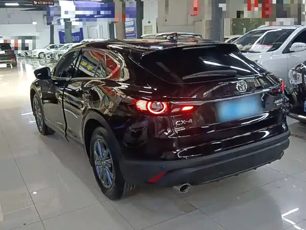Mazda CX-4 2022