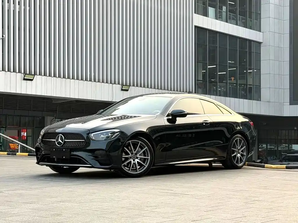 Mercedes-Benz E-Class 2021