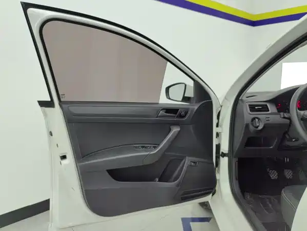 Volkswagen Santana 2020