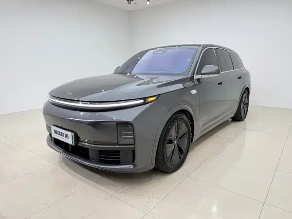 Li Auto L7 2025
