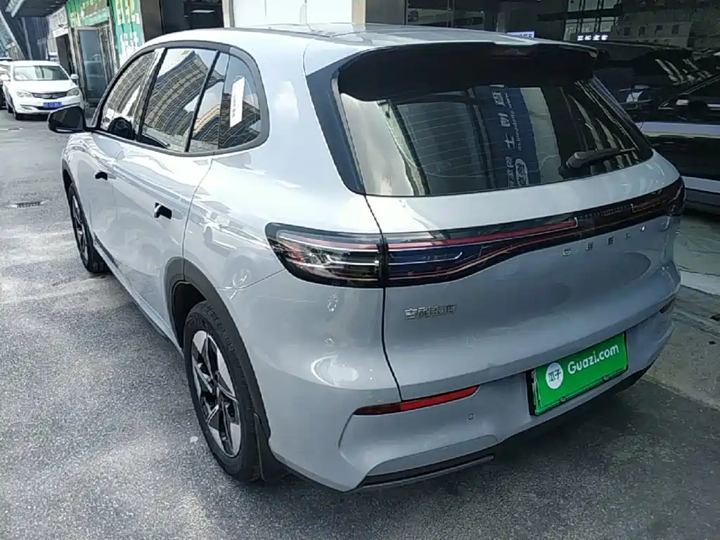 Geely Galaxy E5 2025 — фото 5