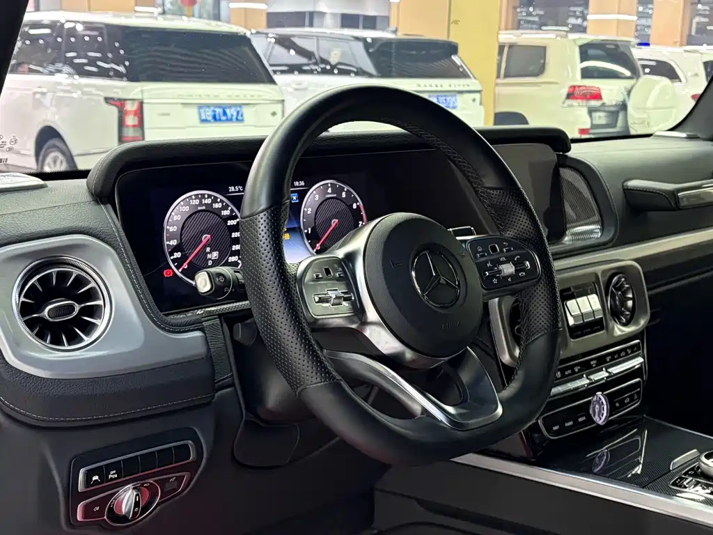 Mercedes-Benz G-Class 2022 — фото 15