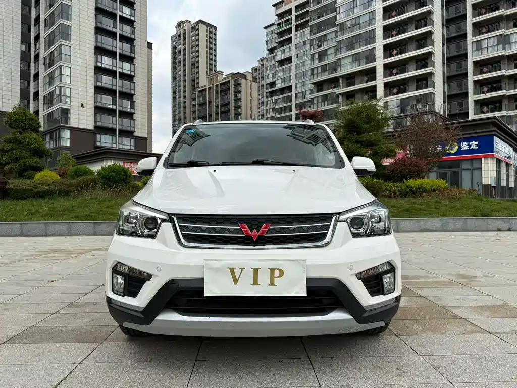 Wuling Hongguang 2017 — фото 2