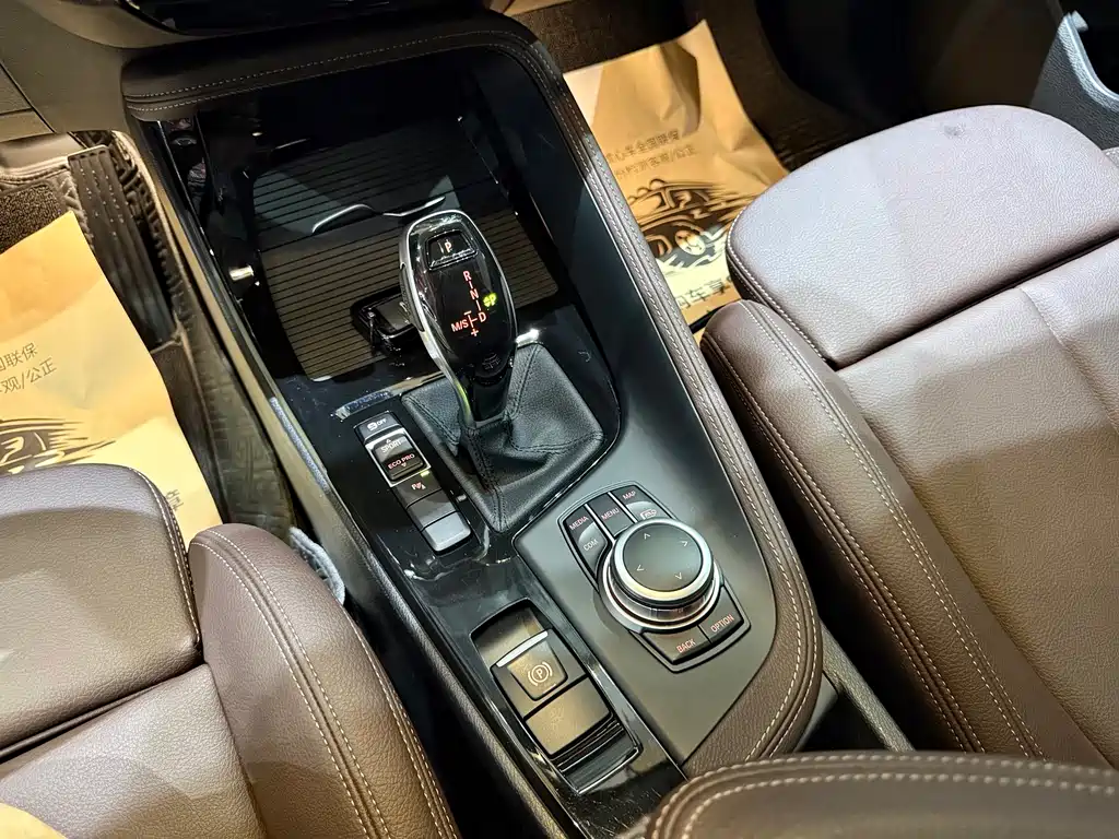 BMW X2 2022 — фото 16