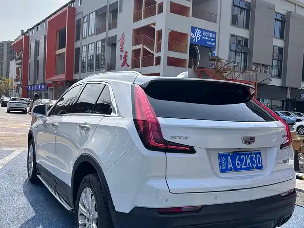 Cadillac XT4 2021
