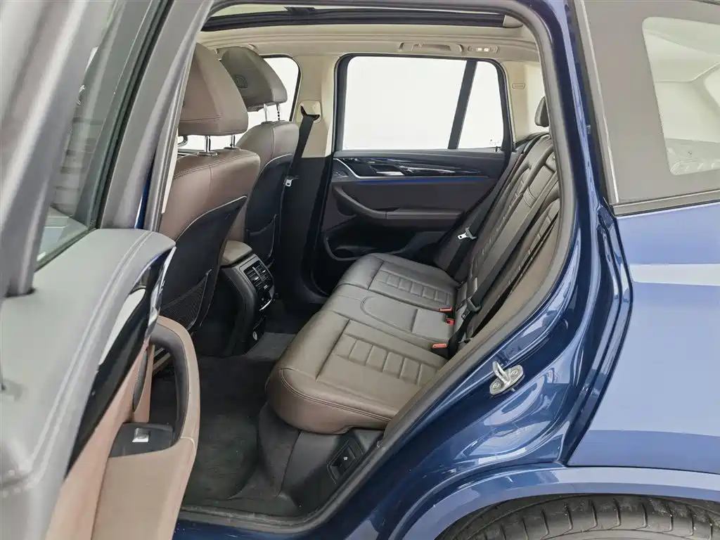 BMW X3 2019 — фото 15