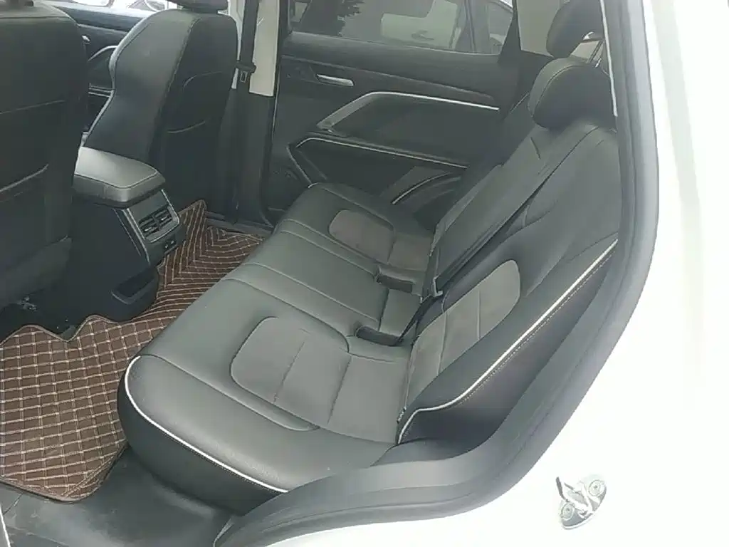 Haval H6 2022 — фото 17