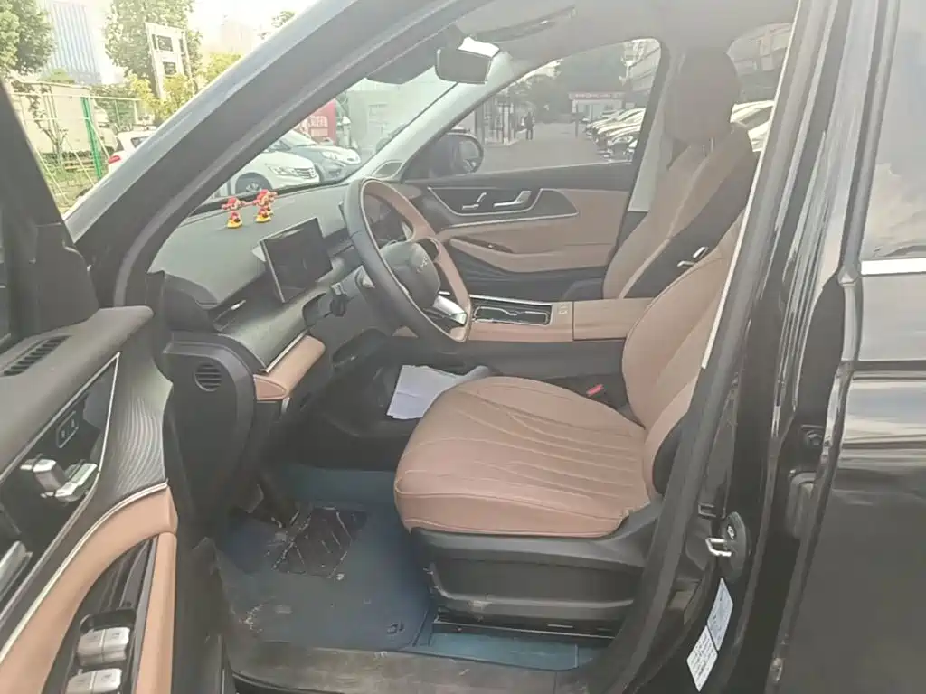 Chery Tiggo 8L 2025 — фото 15