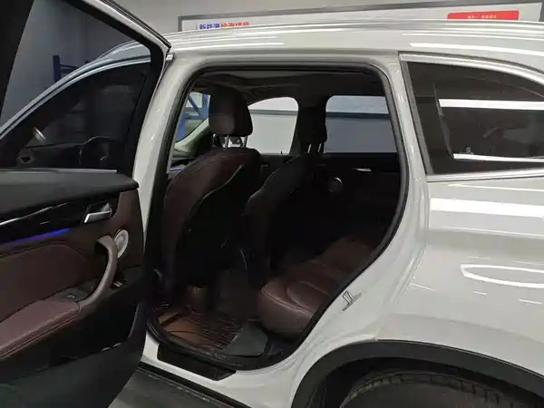BMW X1 2021