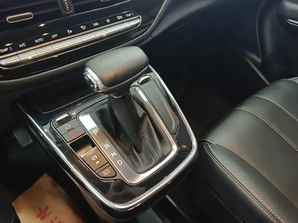 GAC Trumpchi M6 2020 — фото 14