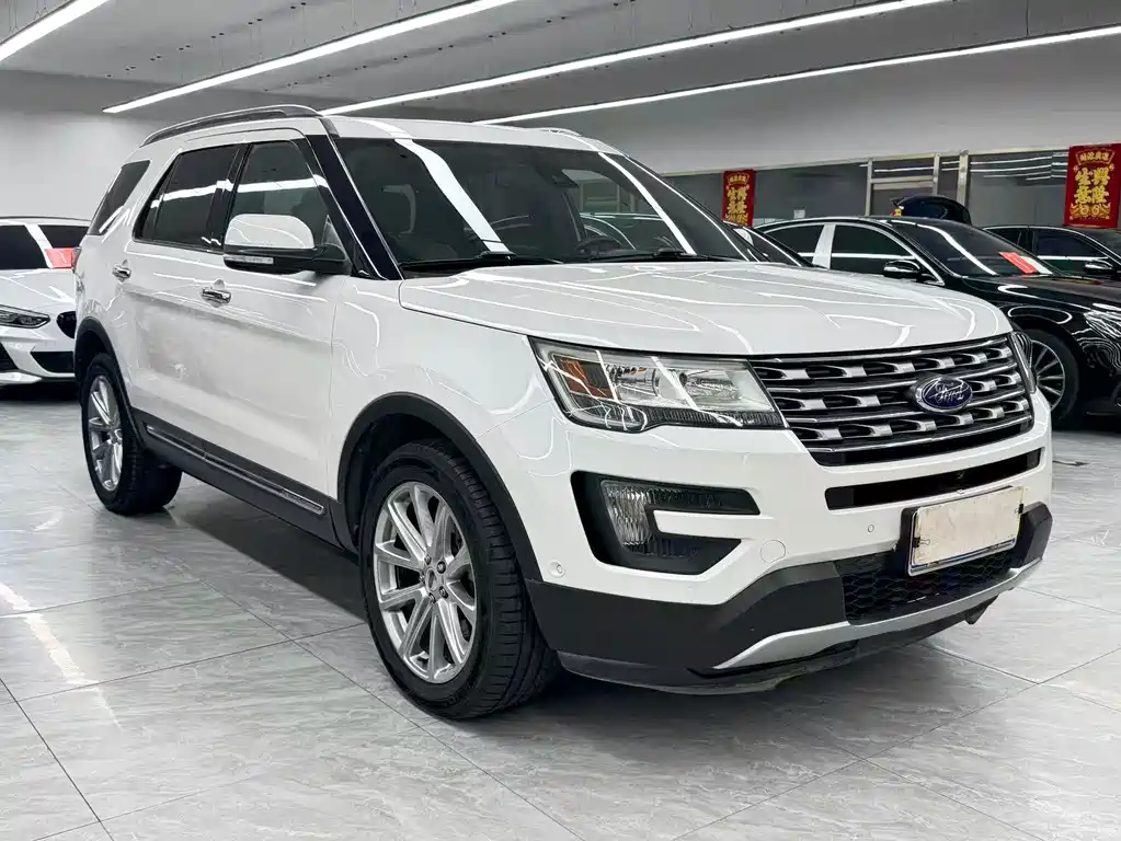 Ford Explorer 2016 — фото 3