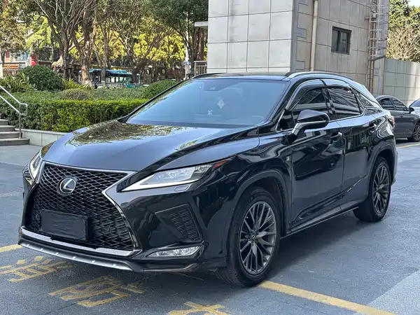Lexus RX 2021