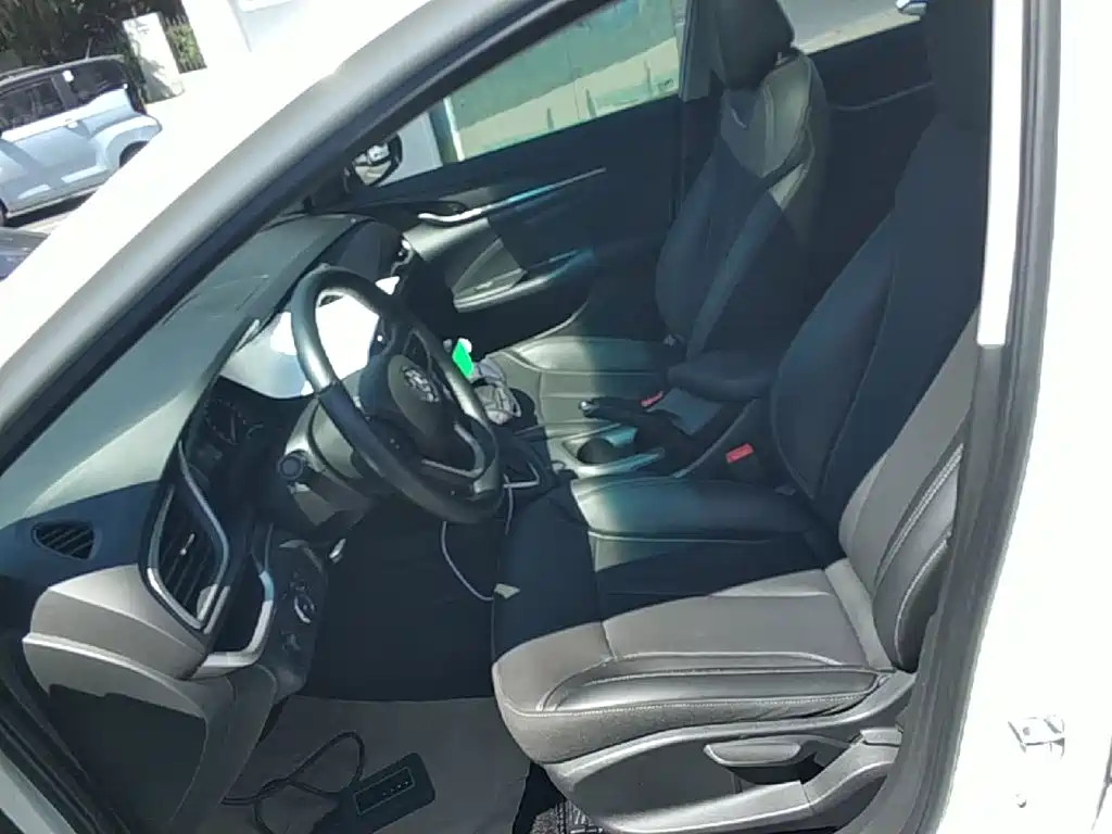 Buick Excelle 2021 — фото 15