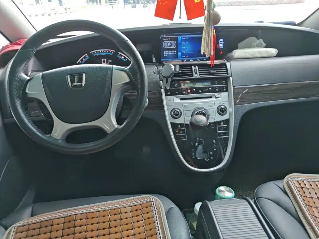 Luxgen Big 7 MPV 2017