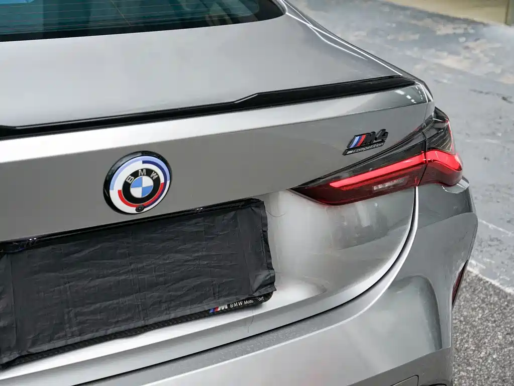 BMW M4 2024 — фото 9